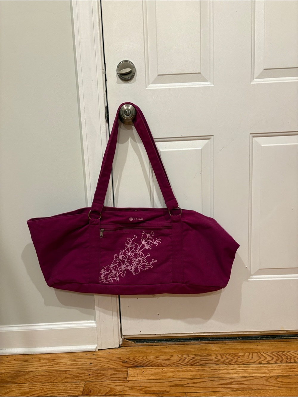 Gaiam yoga mat bag